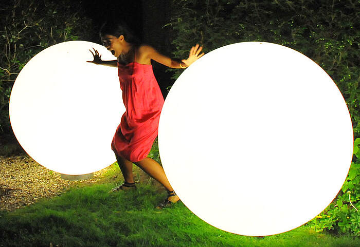 Luminous ball GLOBO Example 10