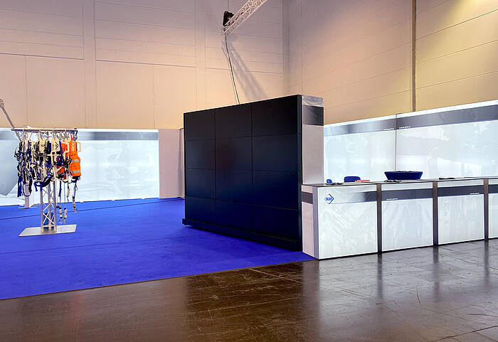 IKAR GmbH LED exhibition counters