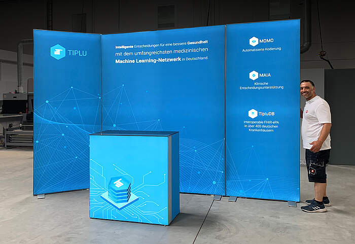 Tiplu GmbH LED-exhibition stand 1